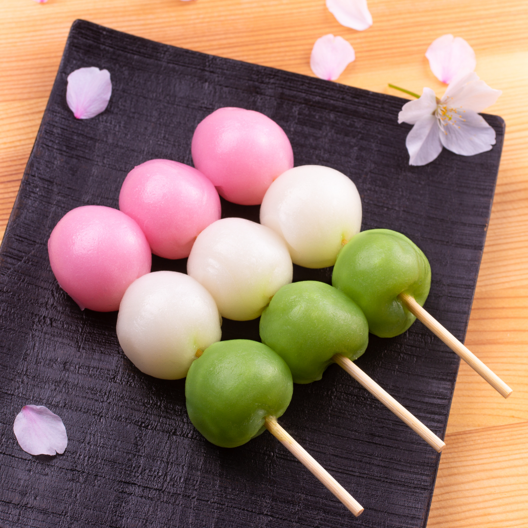 ฮานามิดังโงะ ที่นิยมกินกันในงานเทศกาล